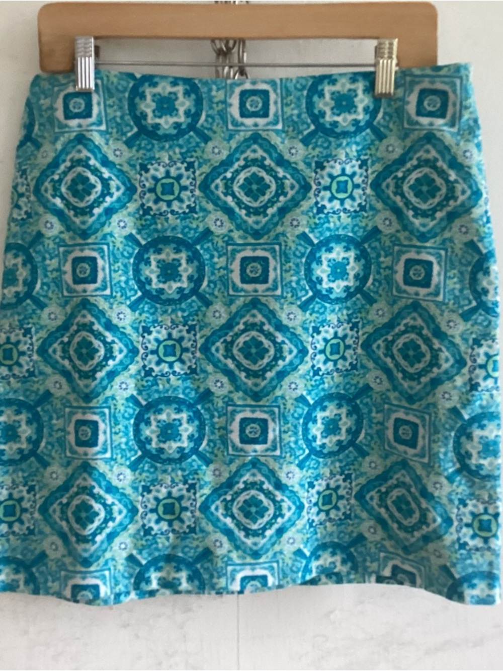 Talbots petite preppy turquoise/white print lined short pencil skirt 10p